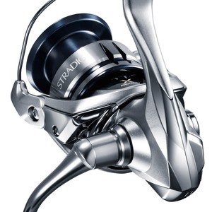  Shimano Stradic 4000 MHG FL Makine